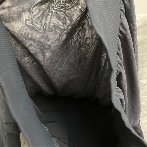 Lululemon Tadasana Mesh Back Jacket - Picture 7 of 9